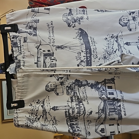 EUC Women Michigan Rag Co. Size Large - Picture 8 of 8